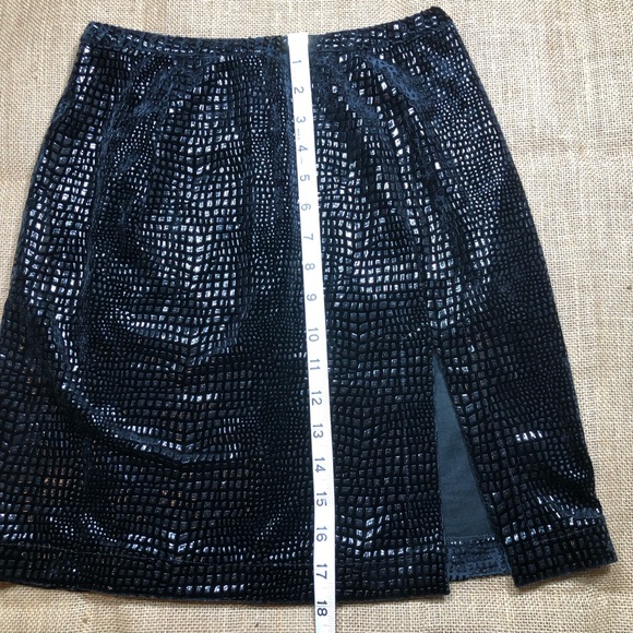 Janine Embellished Skirt Size Small - Picture 6 of 13